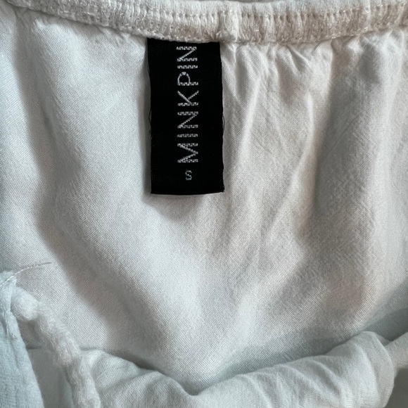 Minkpink boutique fully lined white gauze top w/ties, size S but fits up to XL - Picture 6 of 6